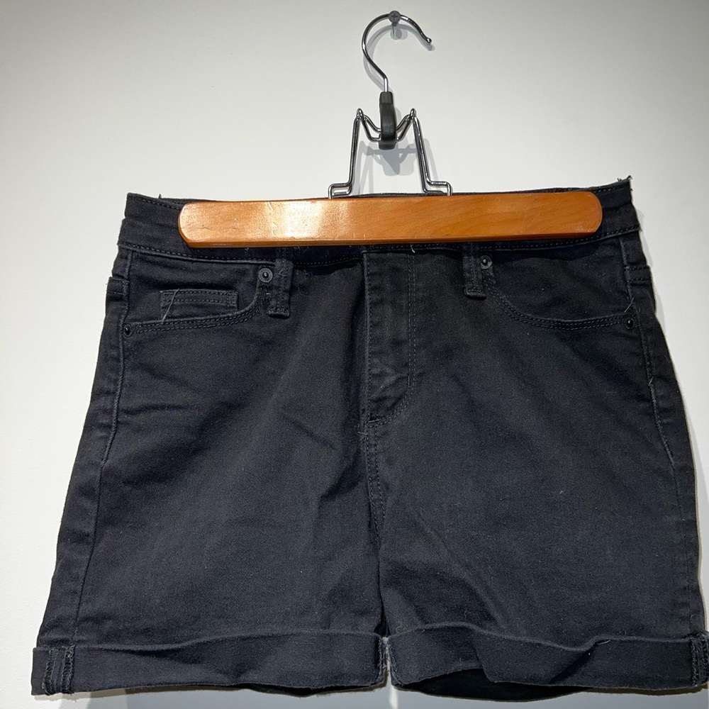 Black shorts with 3” inseam